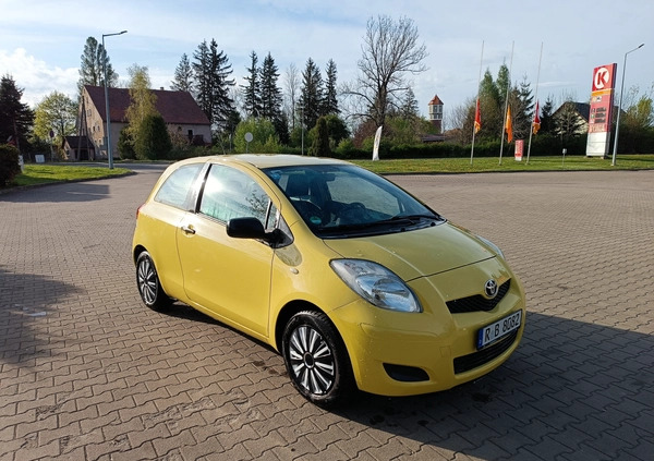 Toyota Yaris cena 12500 przebieg: 202153, rok produkcji 2009 z Mirsk małe 67